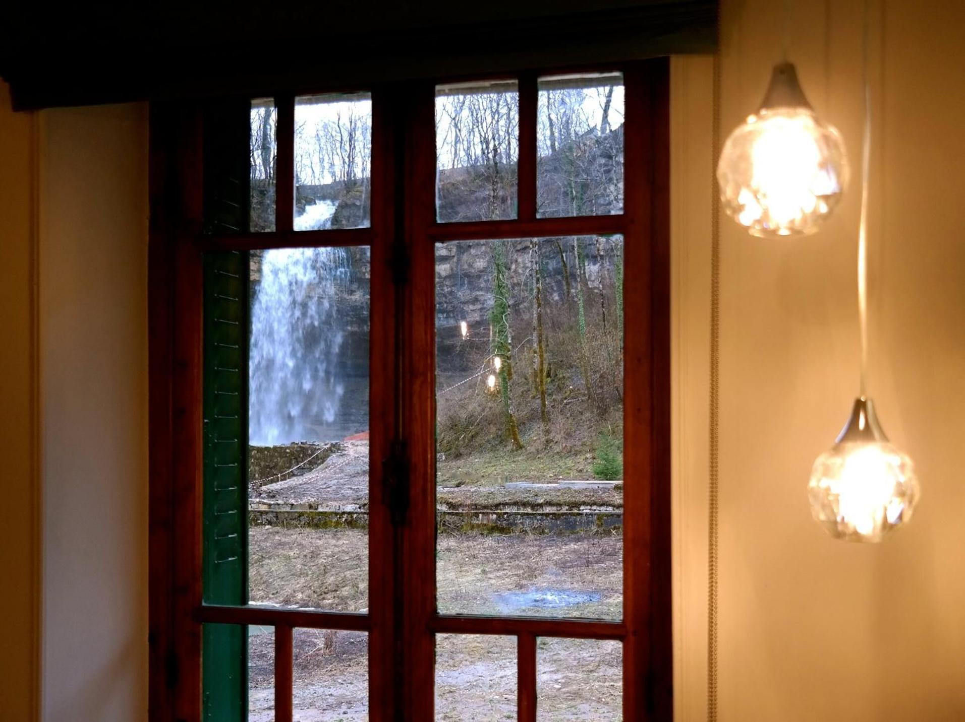 Au Moulin Des Fees - Maison D'Hotes Cascades Du Herisson Bonlieu Pokój zdjęcie