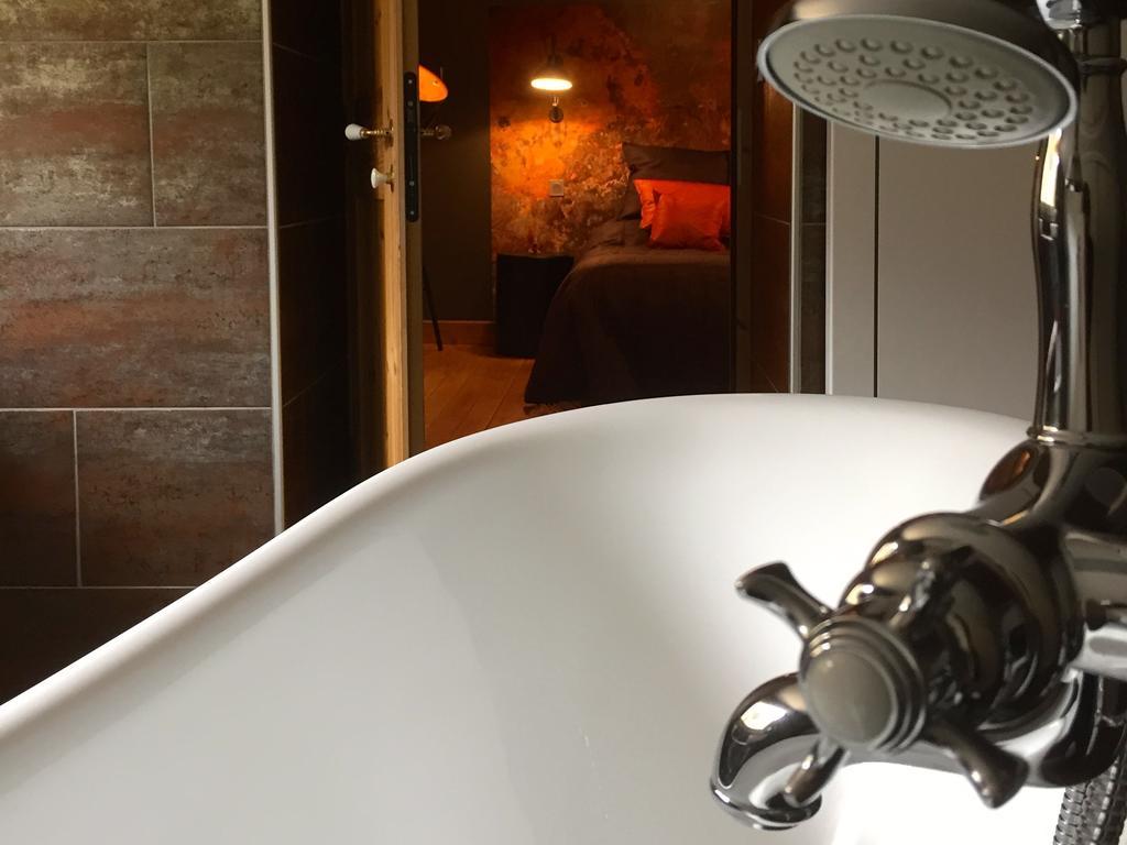 Au Moulin Des Fees - Maison D'Hotes Cascades Du Herisson Bonlieu Pokój zdjęcie